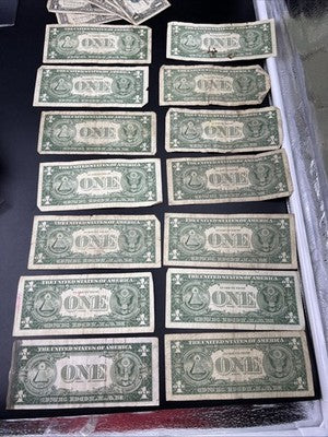 Lot of 19 Very Circulated 1957 1935 $1 US Silver Certificate Blue Seal Bills #62