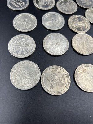 Lot of 20 $1 Casino Dollar Gaming Tokens Metal Circulated Conditions SKU#Mne