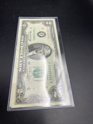 2 Consecutive 1976 $2 Two Dollar FRN Federal Reserve Notes CH UNC #985