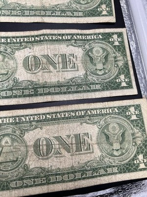 Lot of 10 1935 $1 One Dollar Silver Certificate Blue Seal Notes Very Circ #498