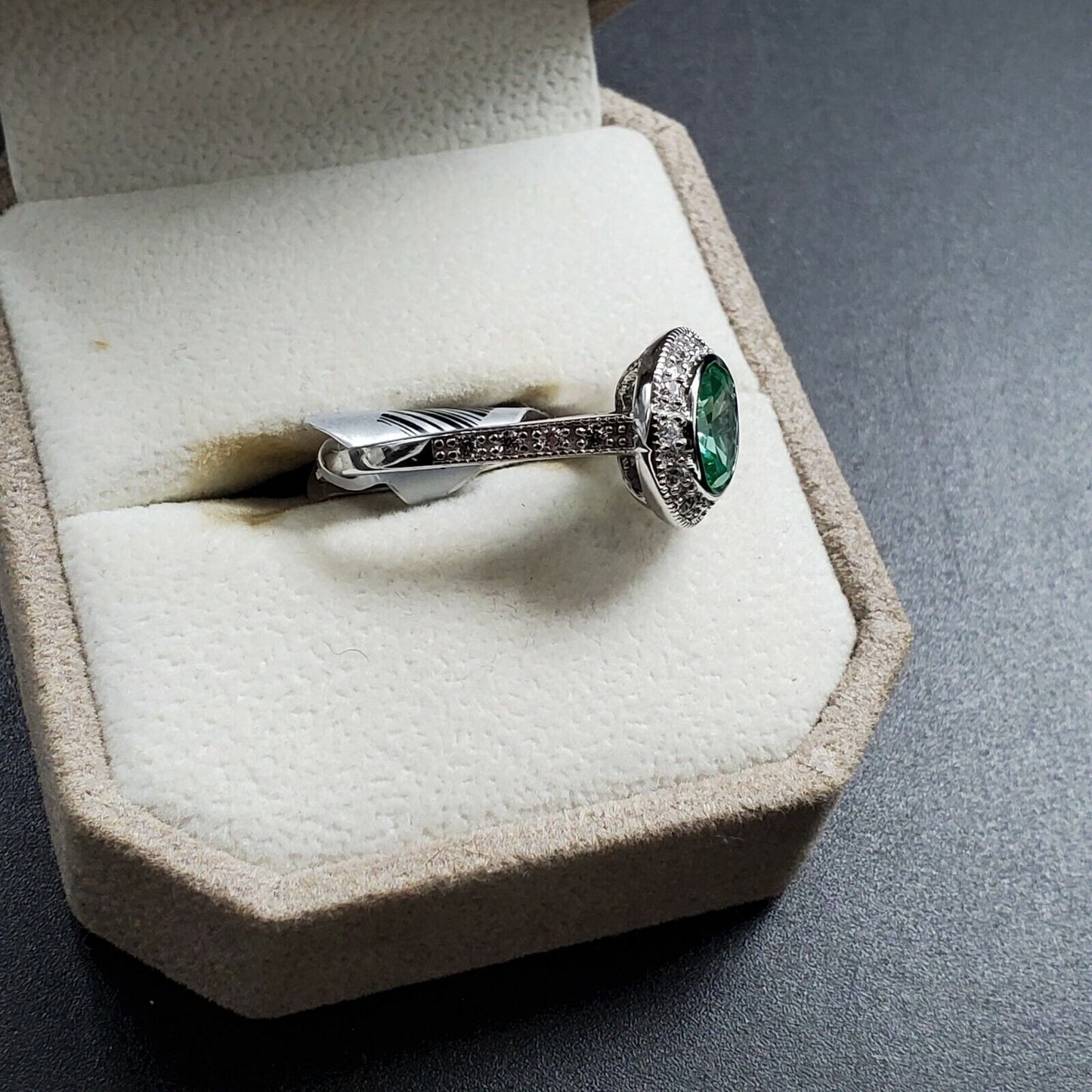 Womens 925 Sterling Silver Fashion Cut Ring Faceted Green Stone USA MADE