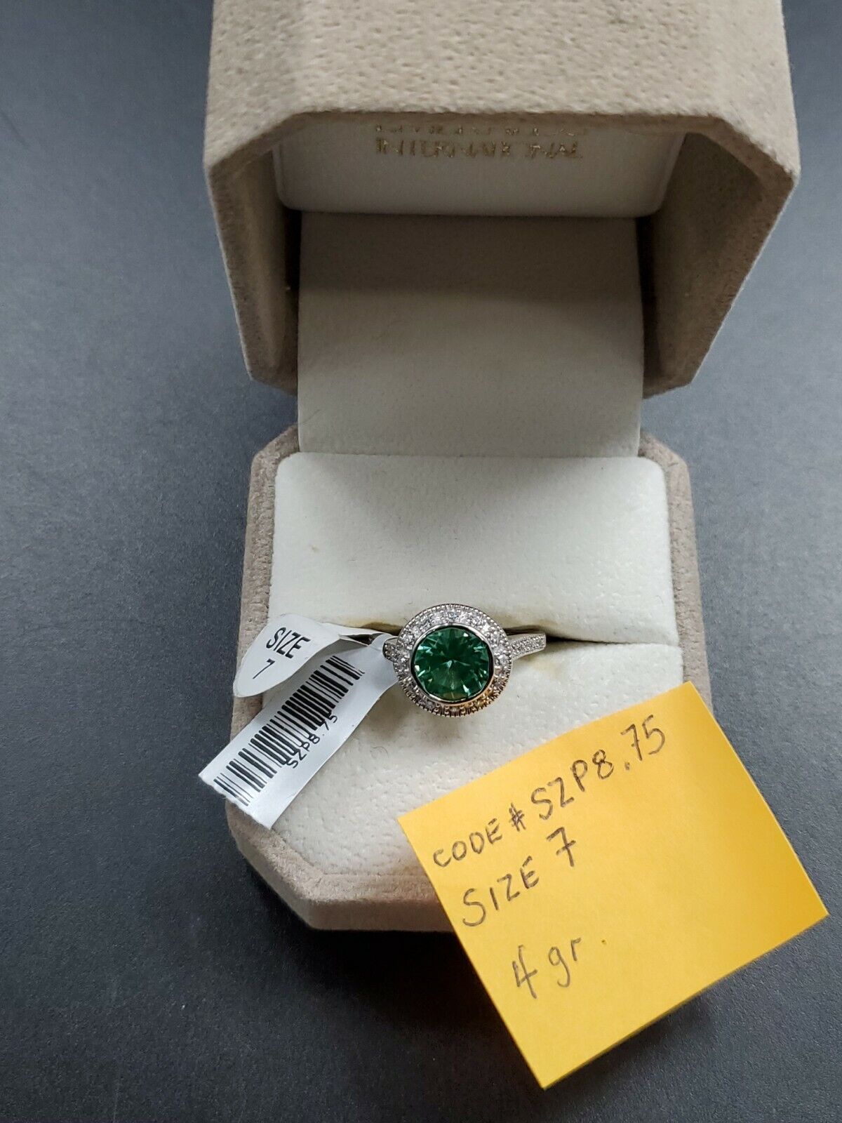 Womens 925 Sterling Silver Fashion Cut Ring Faceted Green Stone USA MADE
