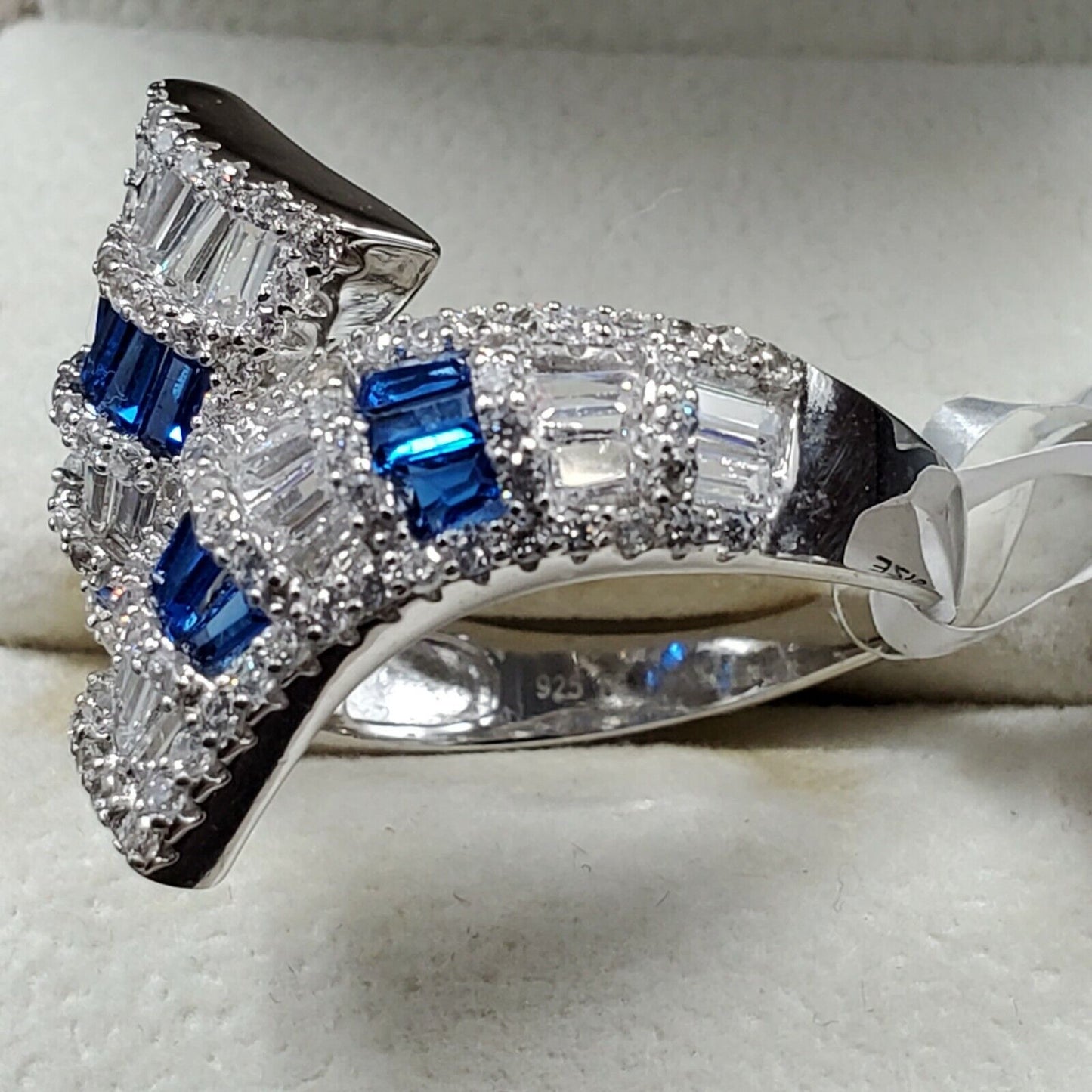 Womens 925 Sterling Silver Wedding Engagement Blue Flair Cut Ring Faceted CC