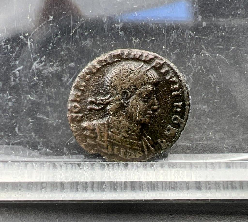 Constantine II The Second AE 4 Ancient Bronze Coin c. 336 - 340 AD Fine Circ #4X