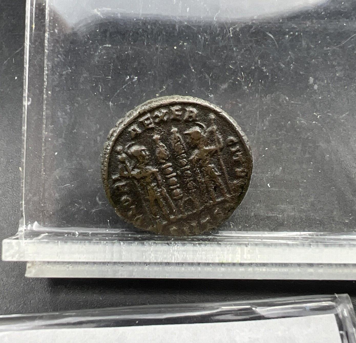 Emperor Constans AE 3 Nummus Ancient Bronze Coin c. 333 - 336 AD VG Circ SKU3724