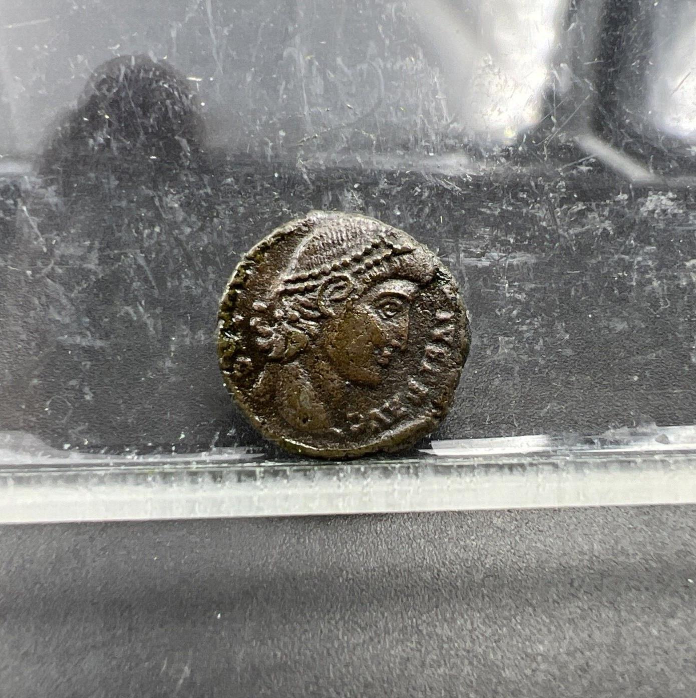 Emperor Constans AE 4 Ancient Roman Bronze Coin c. 347-348 AD CH VF SKU32124P