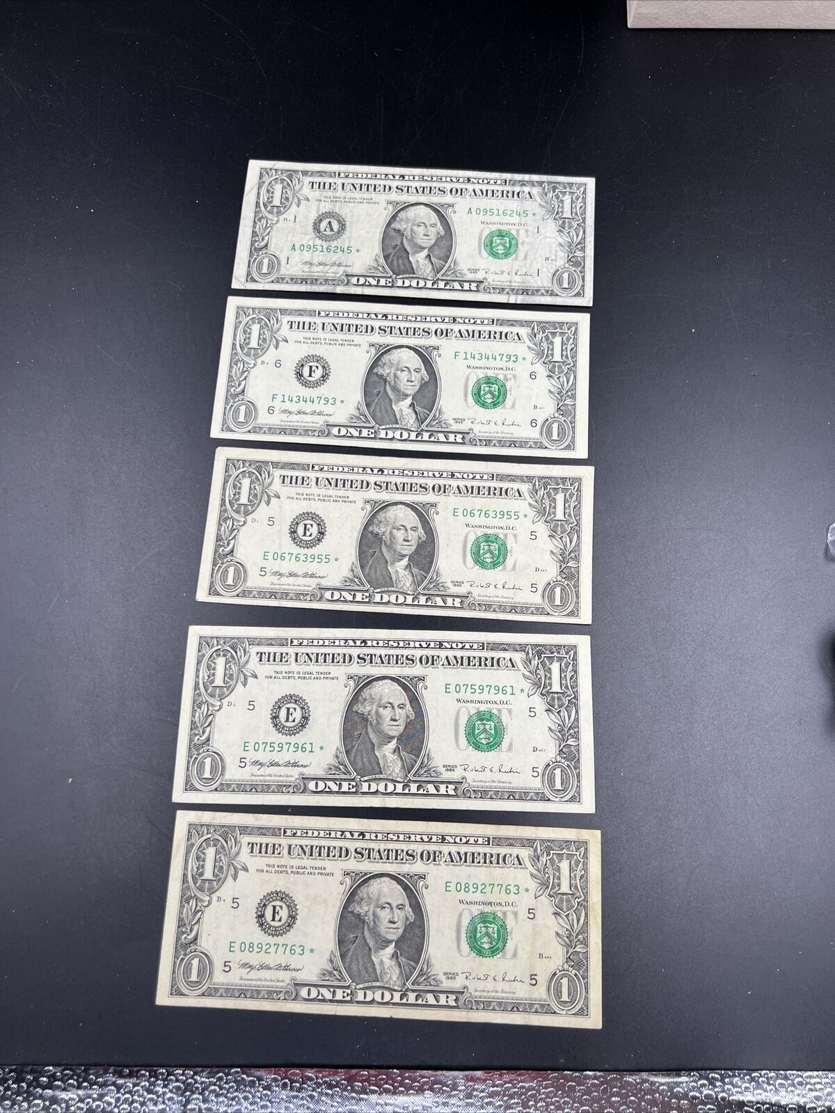 Lot of 5 1995 * Star $1 FRN Federal Reserve Notes Choice Circ Conditions #763