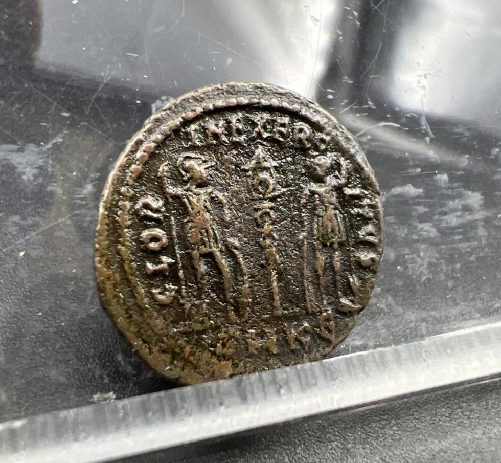 Constantinus II Ionior AE3 Ancient Roman Bronze Coin c 336-337 BC VG SKU#52224LD