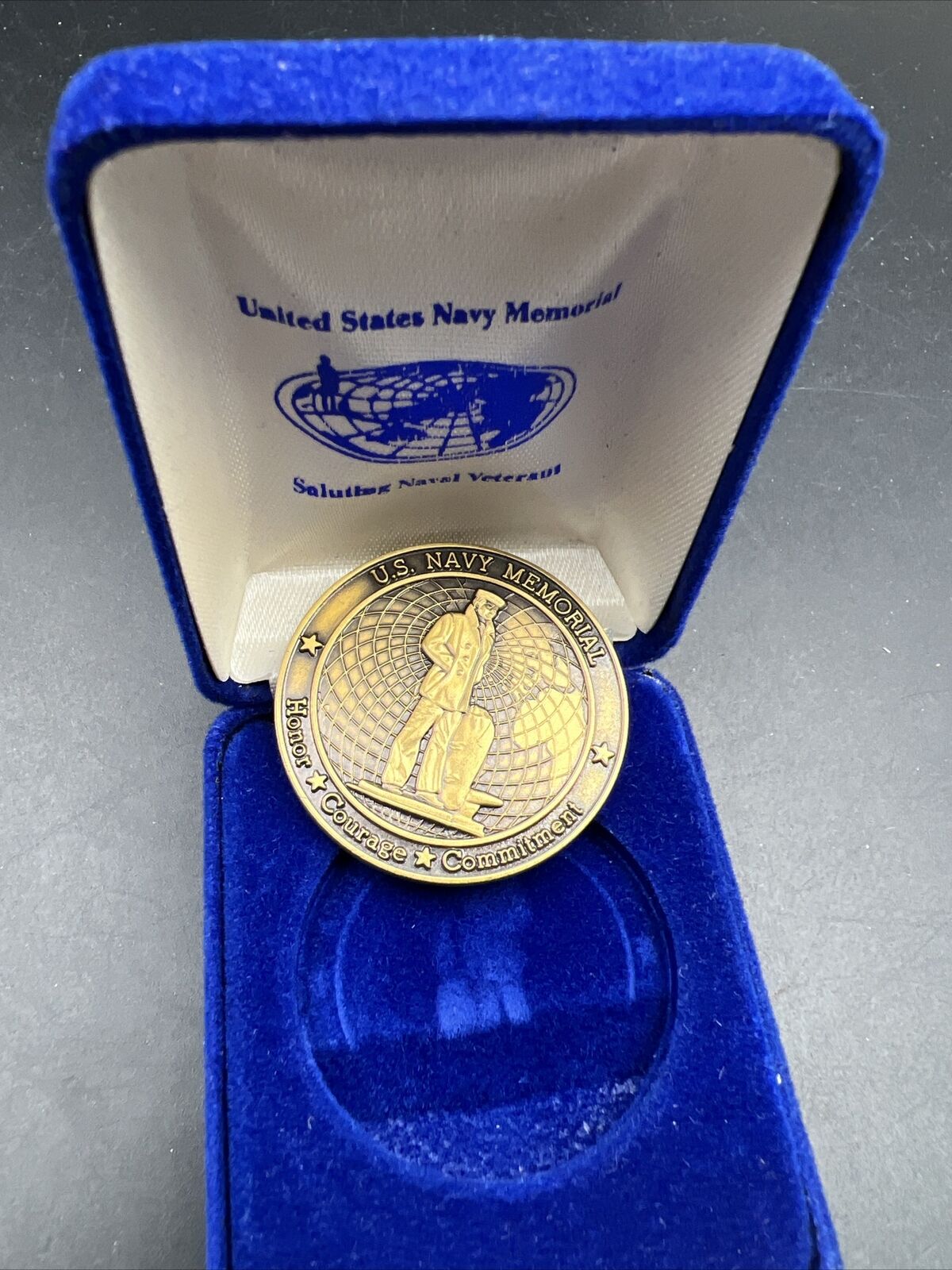 1991 - 1995 US Navy Memorial 50th Anniversary WW2 Veterans Bronze Medal
