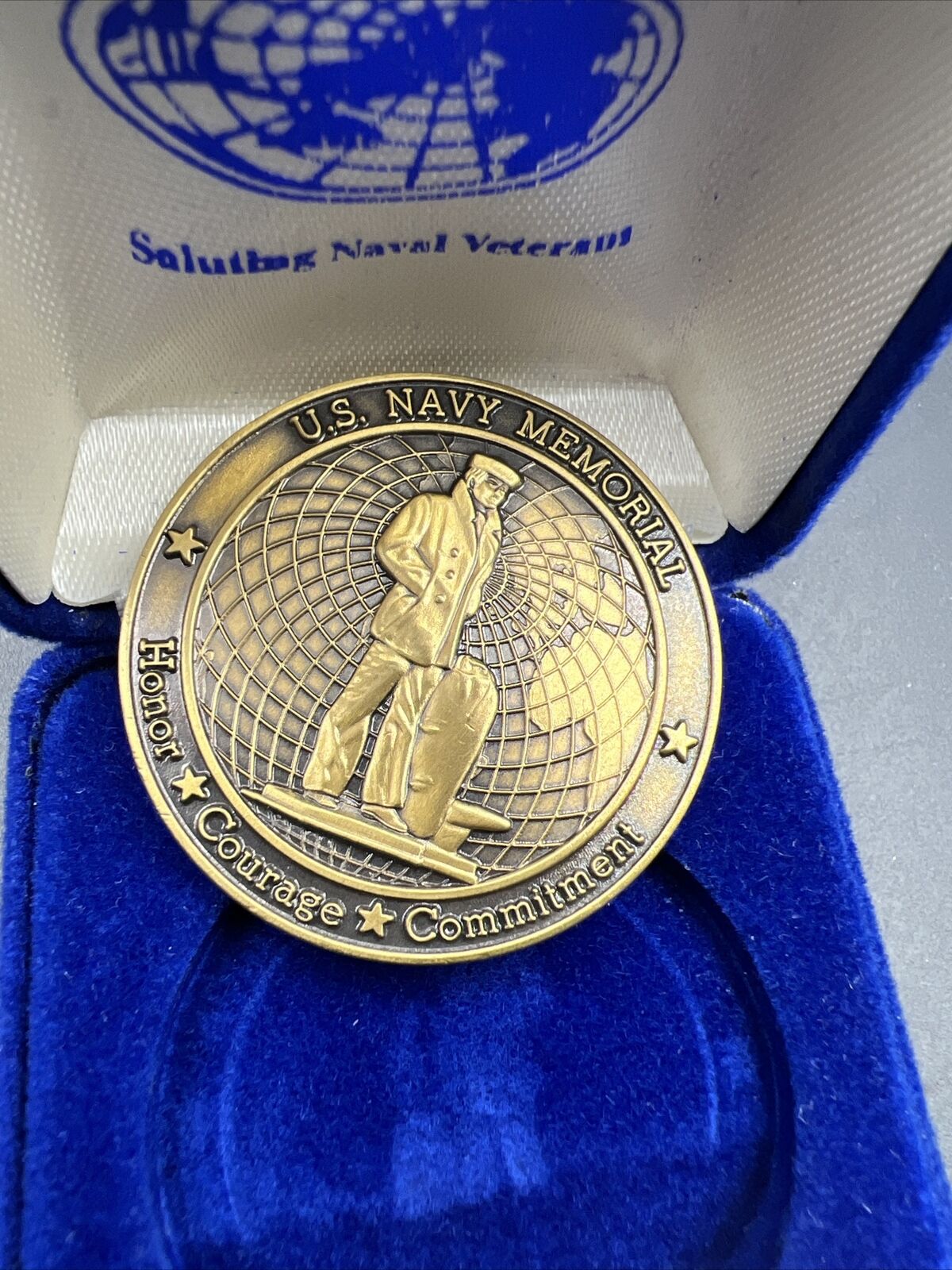 1991 - 1995 US Navy Memorial 50th Anniversary WW2 Veterans Bronze Medal
