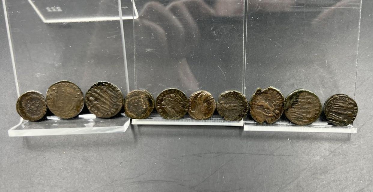 Museum Quality Lot Set of 10 Ancient Roman Coins CH Circ conditions SKU#52224 🔍