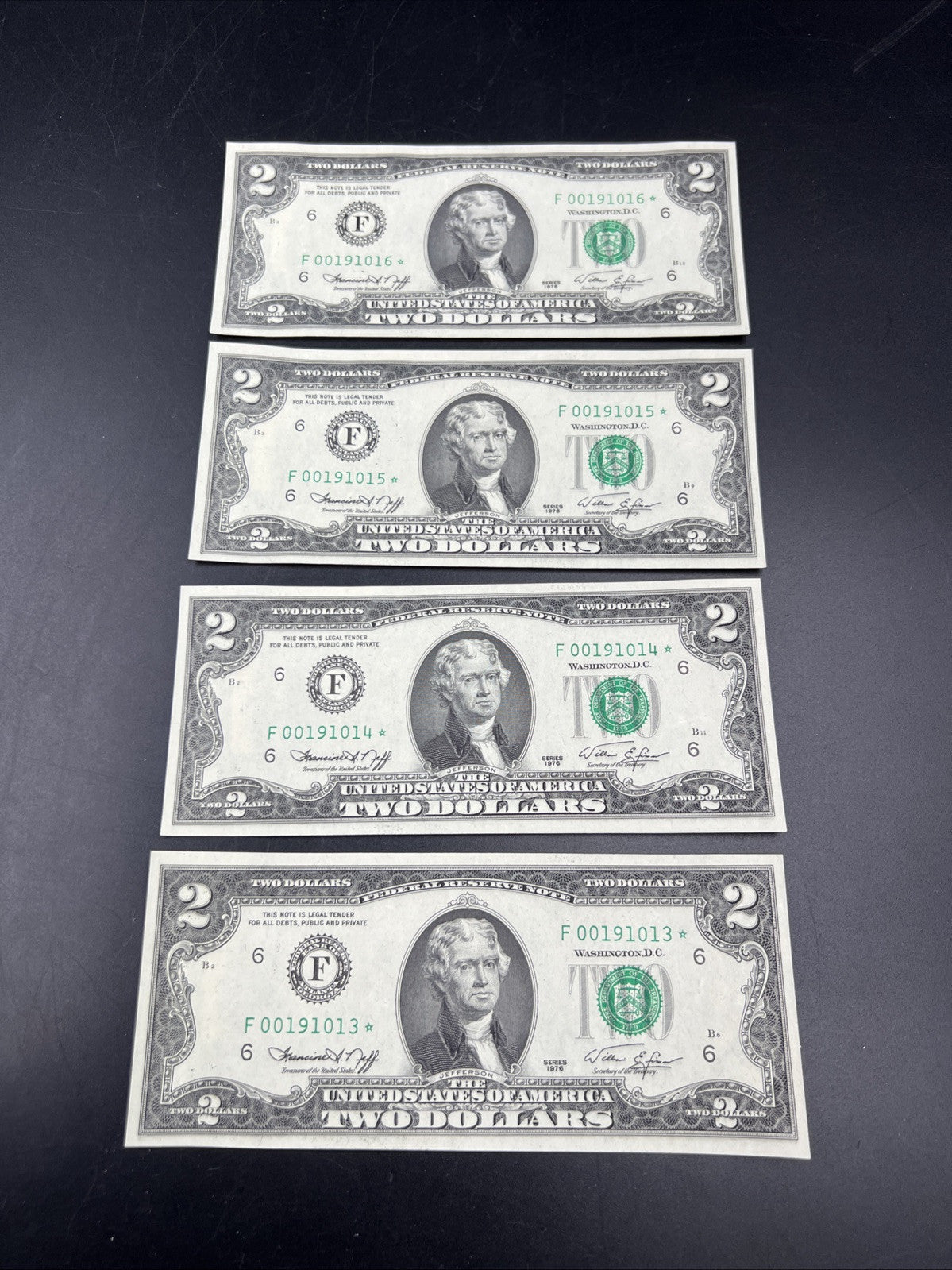4 Consecutive * Star 1976 Bicentennial Postal FRN Notes AU / CU Chickamauga GA