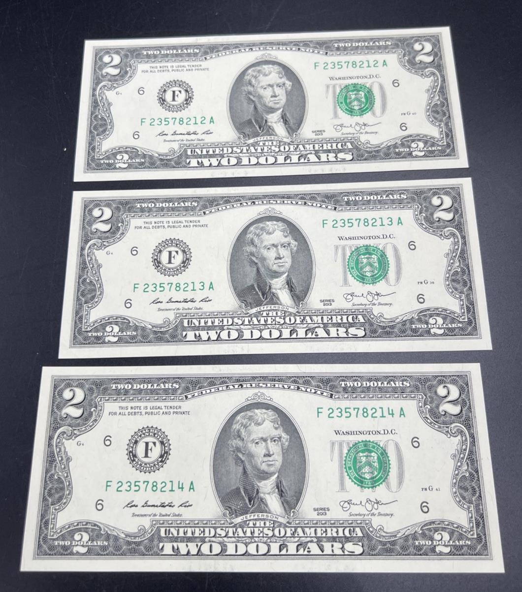 3 Consecutive 2013 $2 Two Dollar FRN Federal Reserve Notes UNC #214