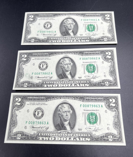 3 consecutive Note Lot 1976 $2 Bicentennial Bill Federal Reserve Note CH UNC #86