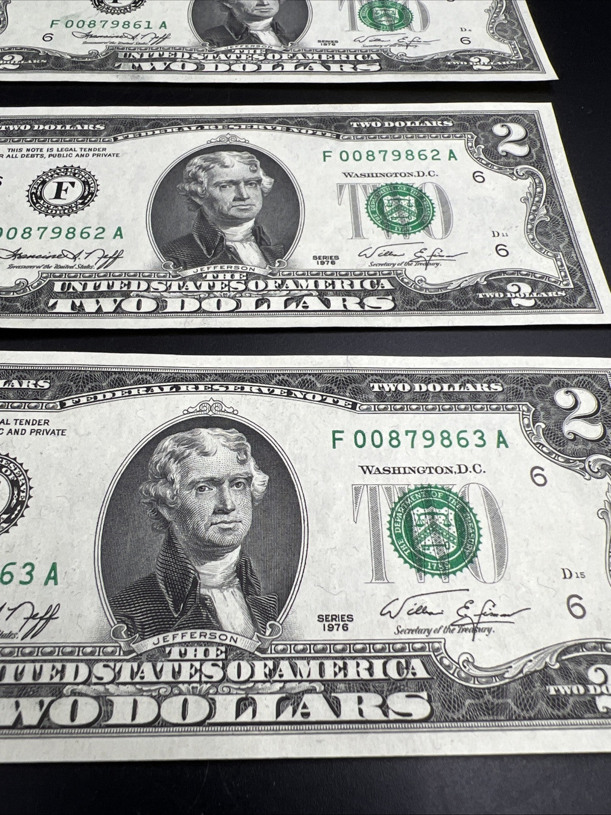 3 consecutive Note Lot 1976 $2 Bicentennial Bill Federal Reserve Note CH UNC #86