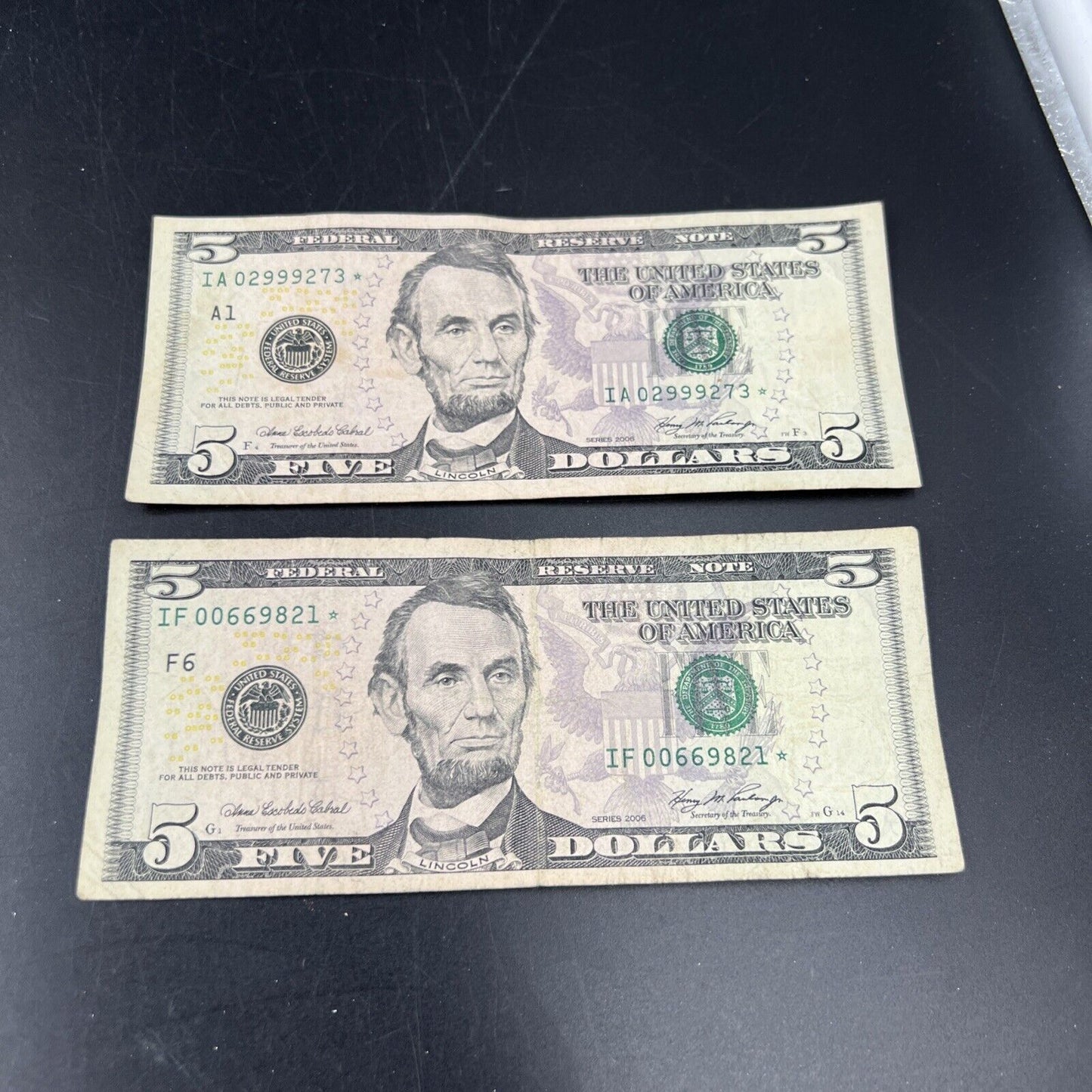 Lot of 2 2006 * Star $5 FRN Federal Reserve Notes Circulated #821