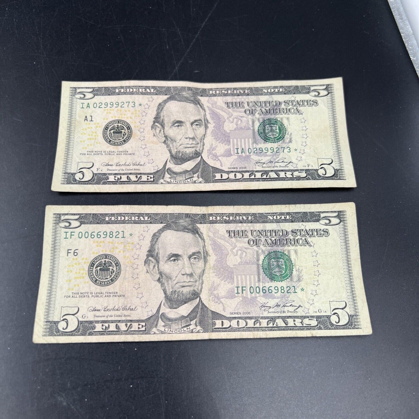 Lot of 2 2006 * Star $5 FRN Federal Reserve Notes Circulated #821