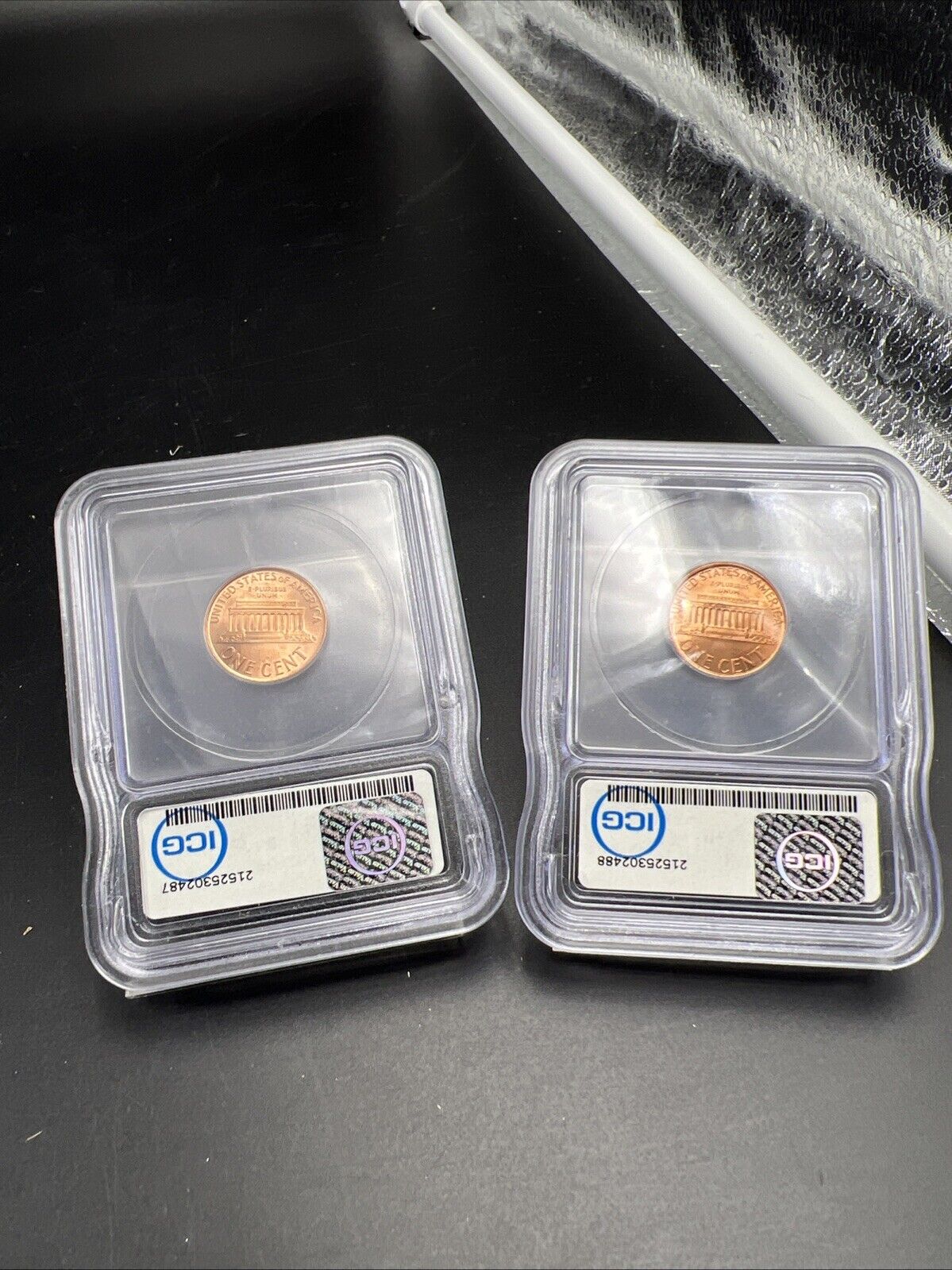 2 Consecutive Serial # 2000 Lincoln Memorial Cent 1c Broadstrike Error ICG BU