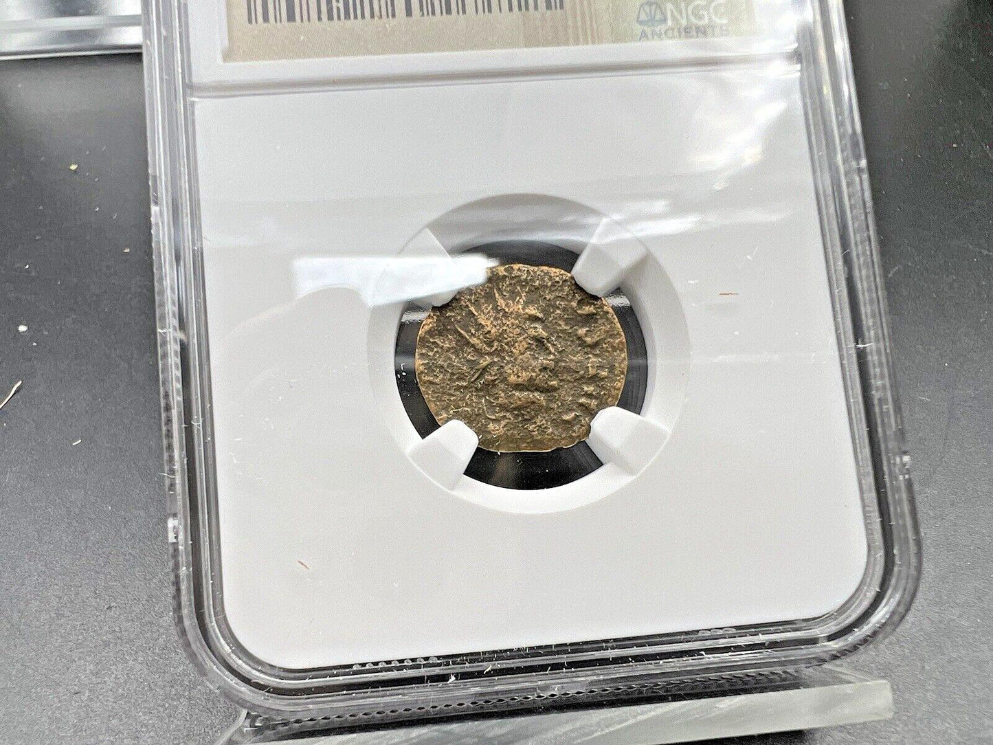 ROMAN EMPIRE Claudius II AD 268-270 AE4 Double Denarius Ancient Rome Bronze Coin
