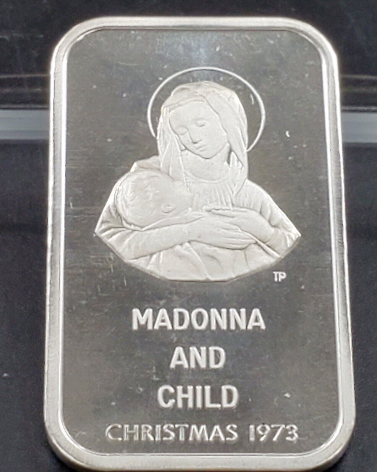 π1973 Colonial Mint Madonna Child Christmas VINTAGE 1 Oz .999 Silver Art Bar