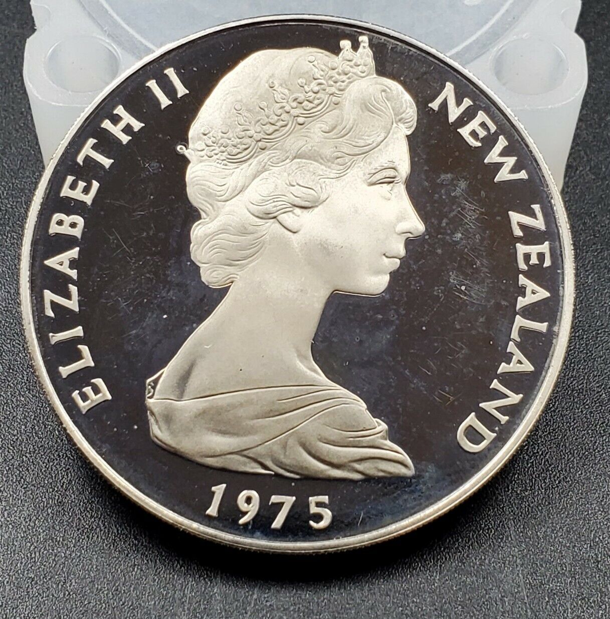 1975 New Zealand Proof 1 One Dollar Coin KM-38.2 Gem Uncirculated Proof