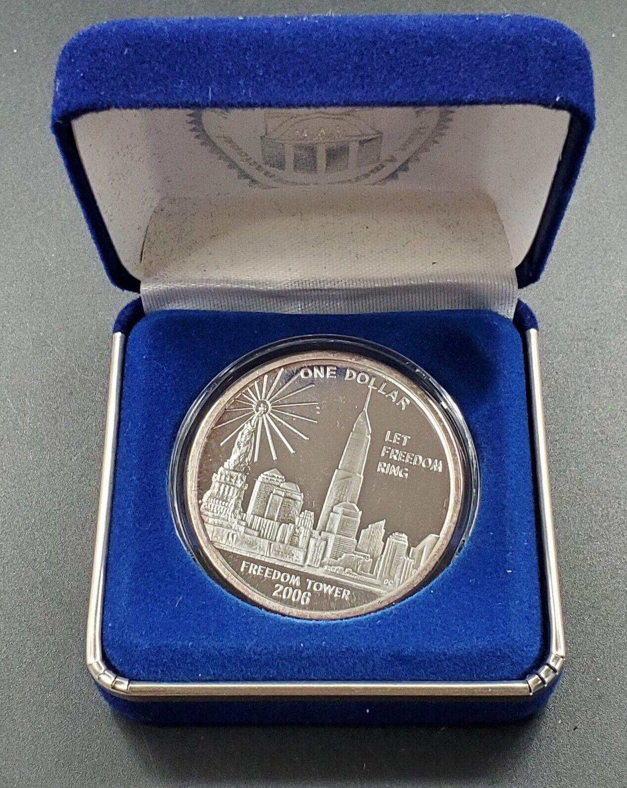 2006  $1 Cook Islands 1 Oz Silver Coin 9/11 commemorative We will Never Forget