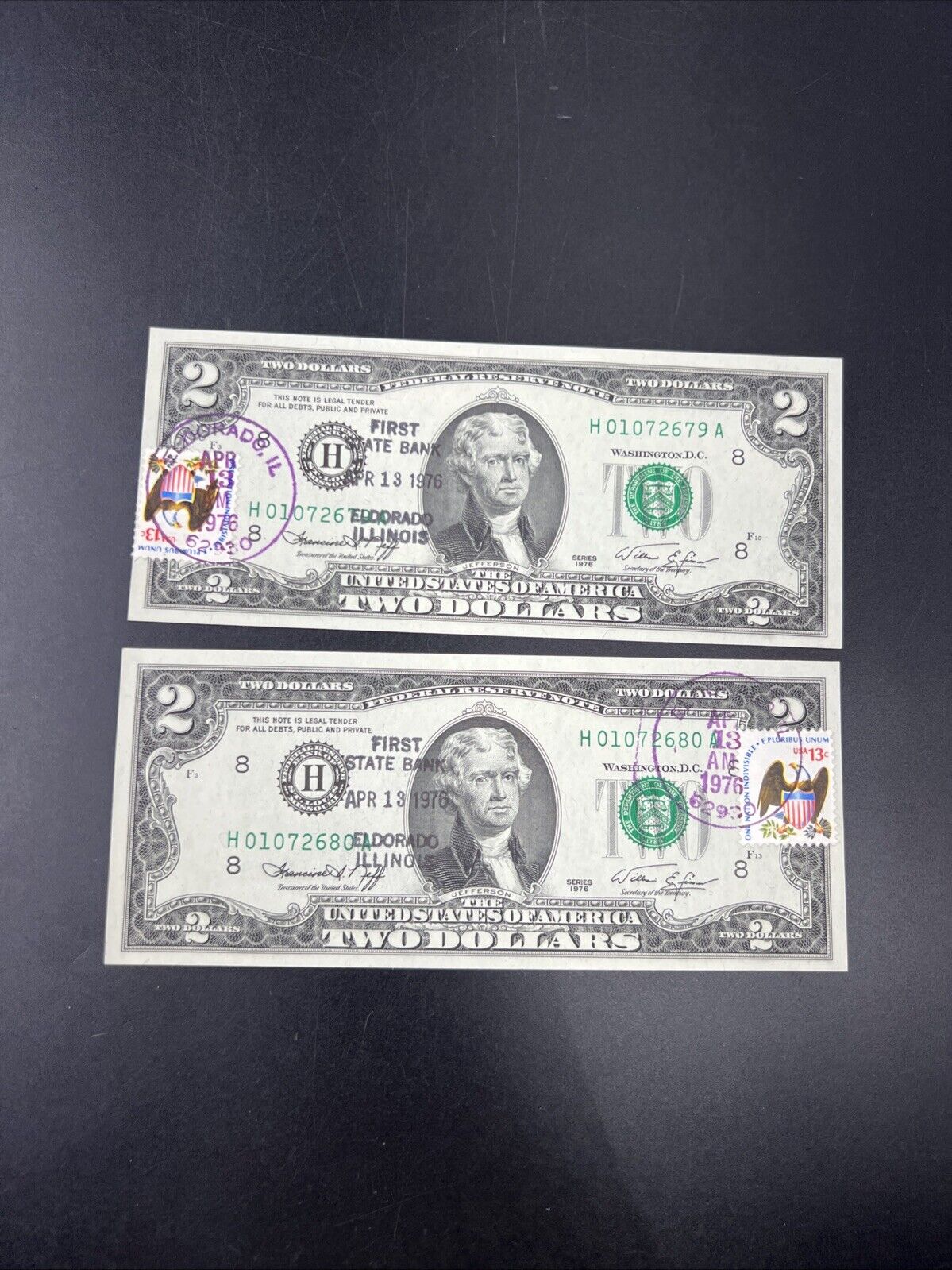 2 Consecutive 1976 $2 Bicentennial Two Dollar Postal Bills CH UNC El Dorado IL #