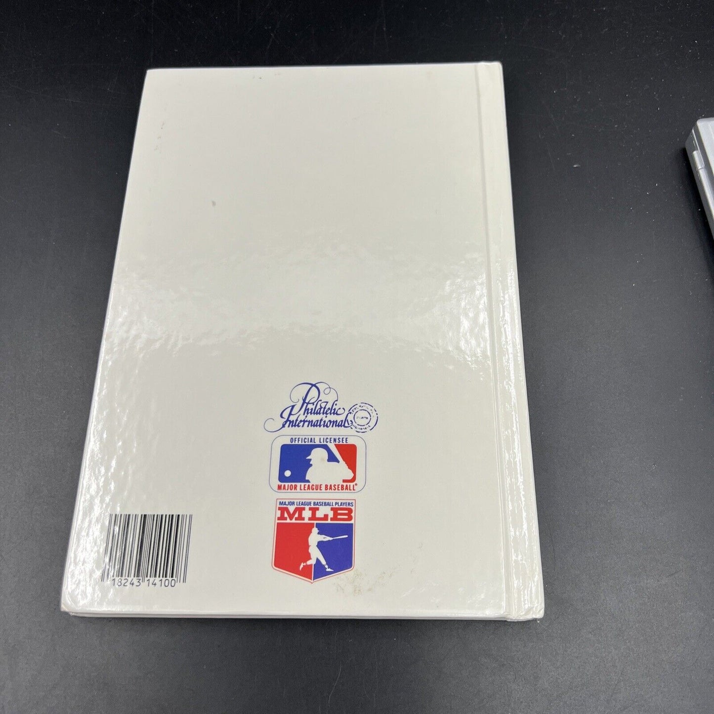 1990 Major League Baseball In Stamps Hardcover Book - Ozzie Cover Empty Book
