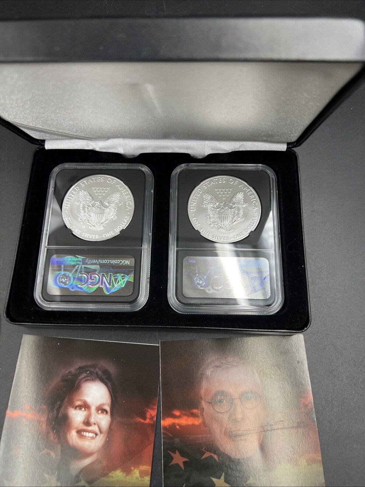 2 Coin Set Elizabth Jones John Mercanti Burnished 1 oz ASE Signature 2020 MS70