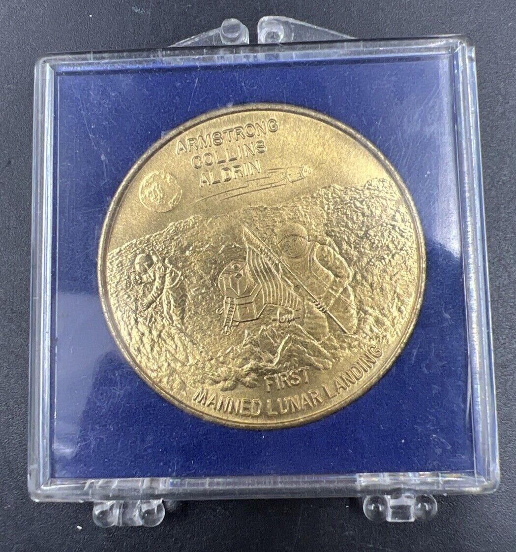 Apollo Commemorative Medal Armstrong Collins Aldrin First Manned Lunar Landing