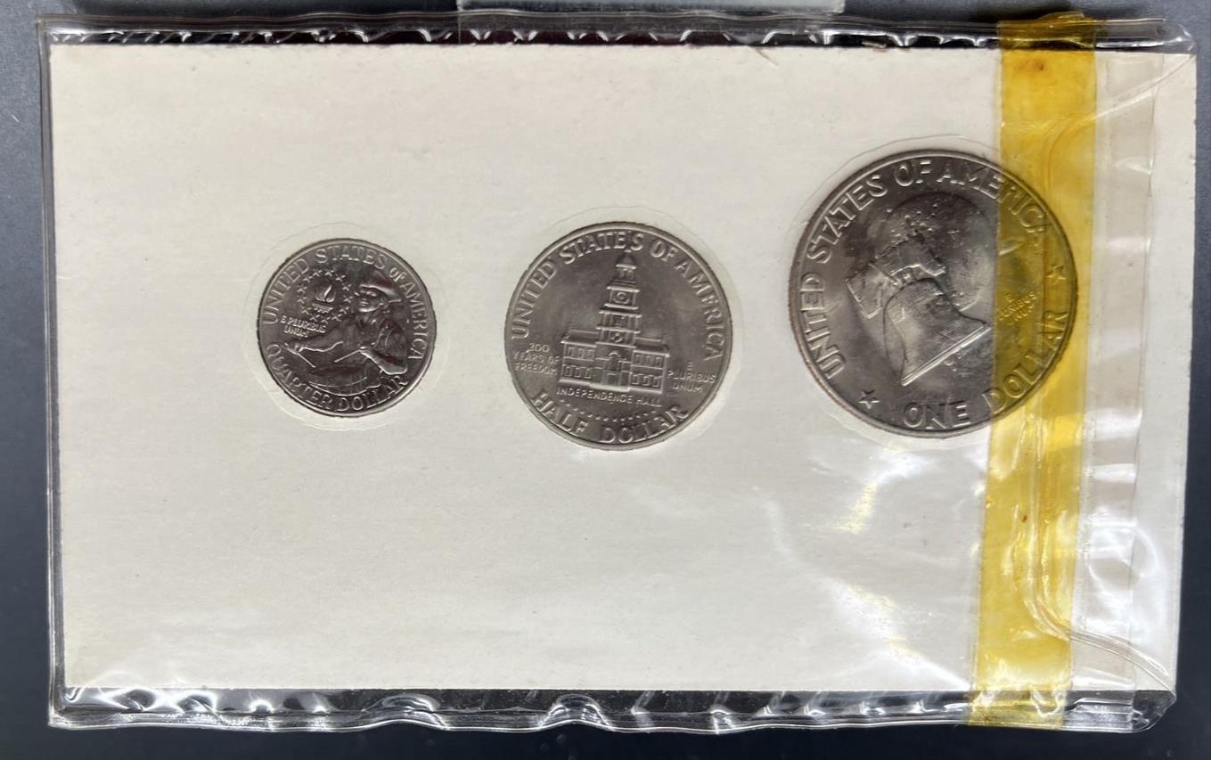 1976 Bicentennial U.S. Coins JFK Half IKE Dollar Quarter 3-Coin Uncirculated Set