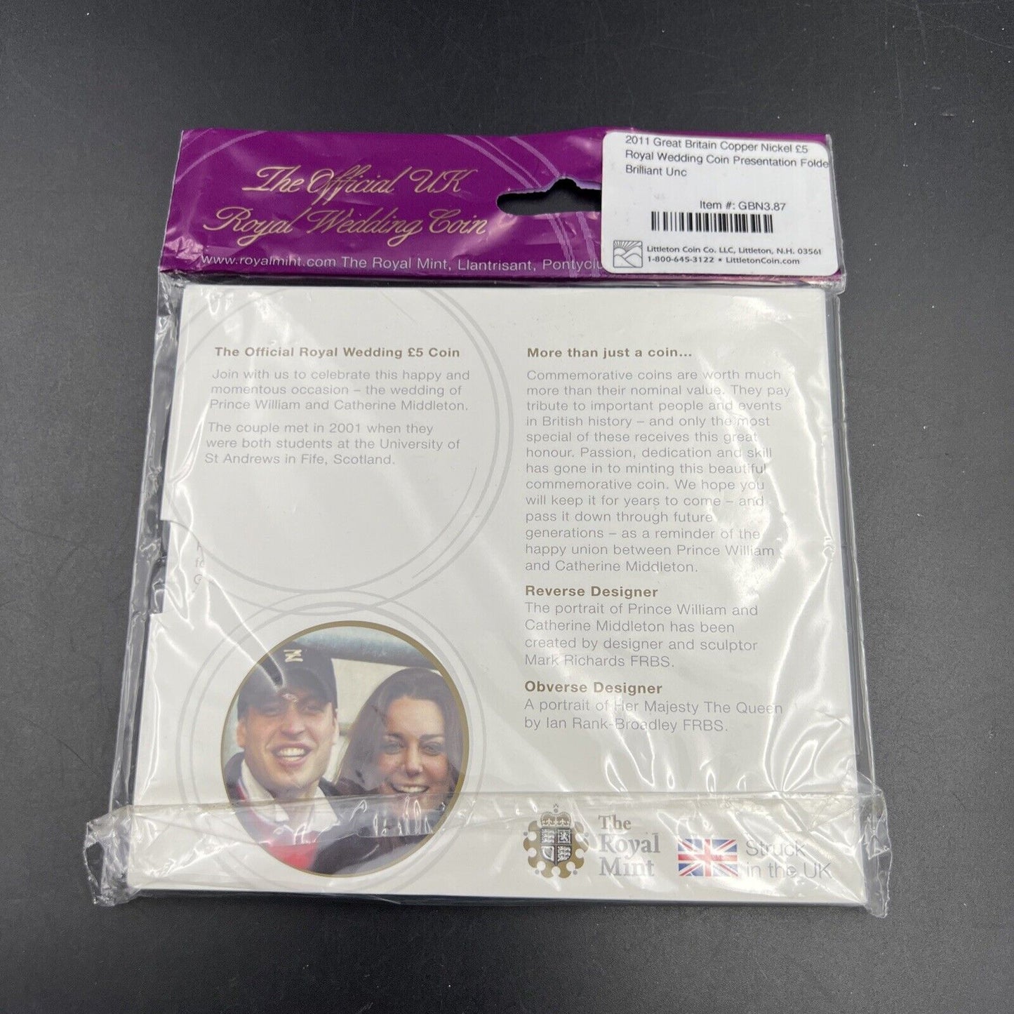 2011 Royal Mint Royal Wedding William & Kate £5 Five Pound Coin Original Pack #B