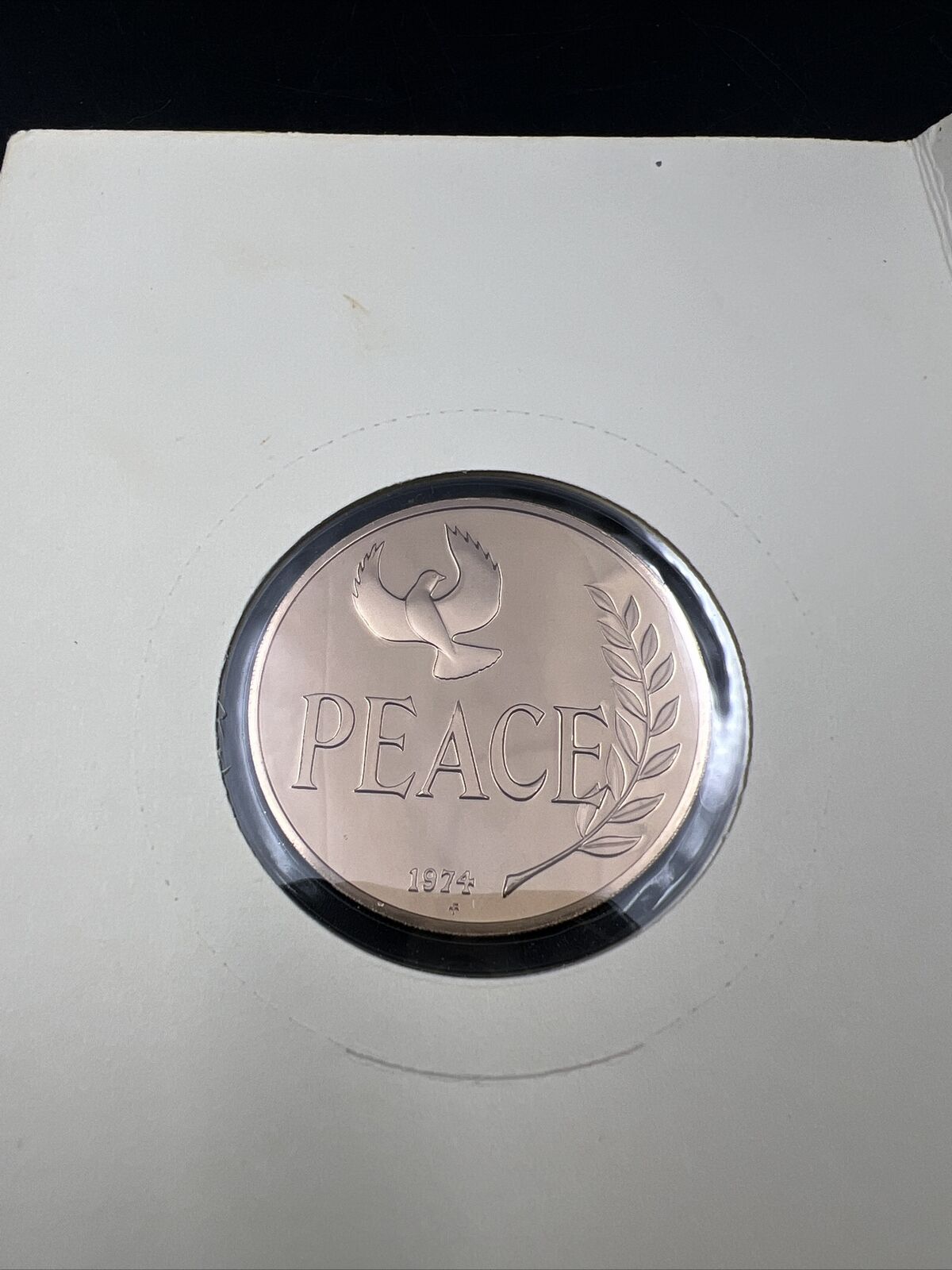 1974 Franklin Mint Christmas Holiday PEACE DOVE Coin Medal in Display Leaflet