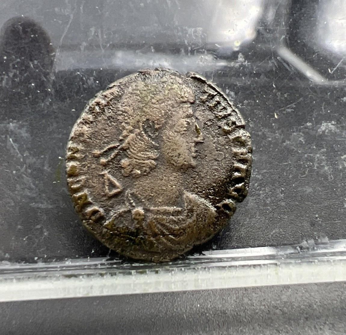 Constantius II AE 3 Nummus Coin c. 348 - 350 AD VG Circ SKU#32124S