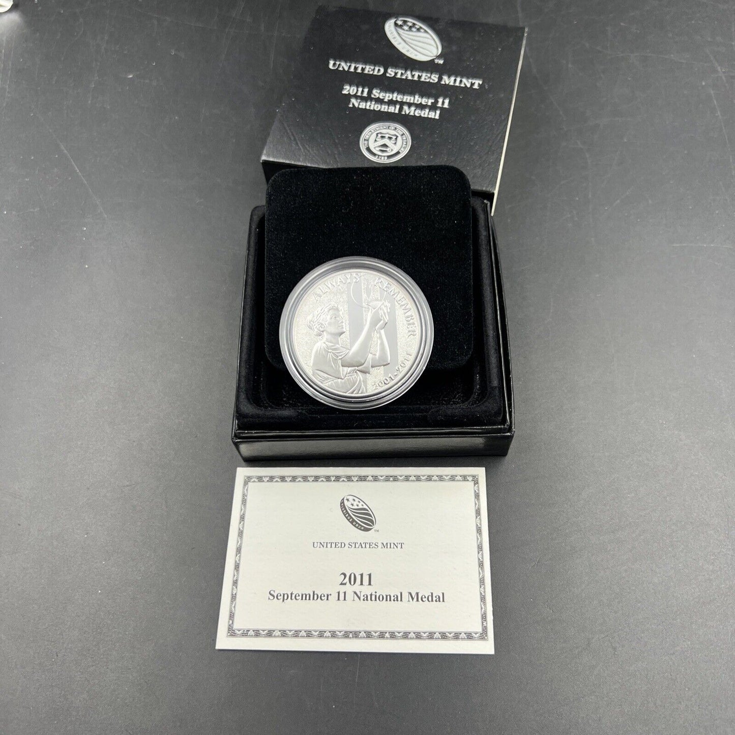2011 US Mint September 11 National Medal Silver Proof OGP 1 Oz