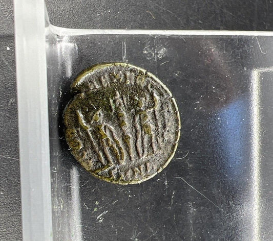 Constans ( c. 323 – 350 ) AE 3 Two Soldiers Ancient Roman Bronze Coin Circulated