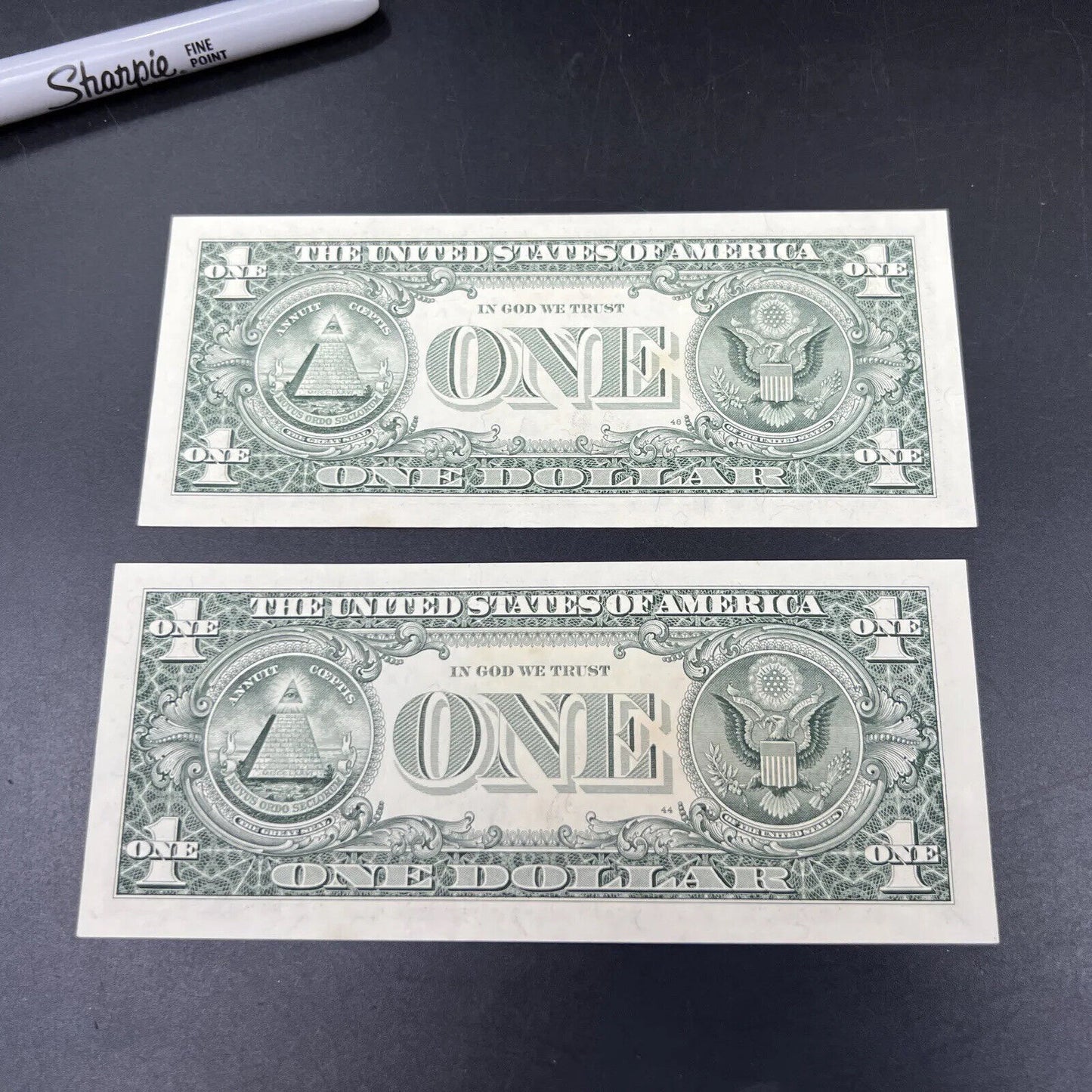 2 consecutive 1988 A $1 FRN Federal Reserve Note Dollar Bill US UNC Detail stain
