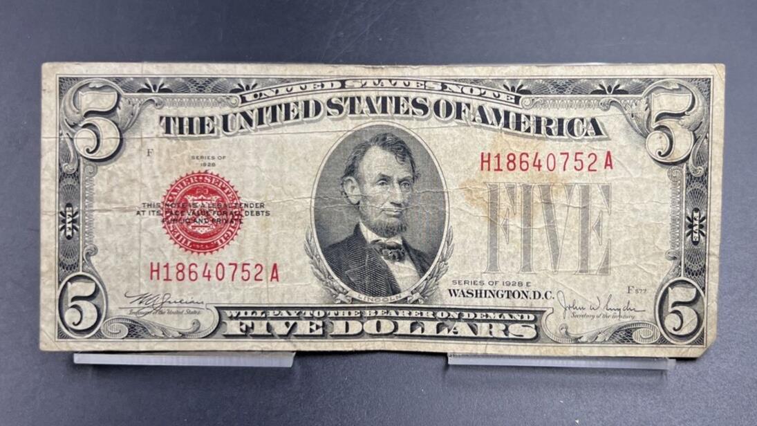 1928 E $5 Five Dollar United States Red Seal Choice VG Very Good Circ #752