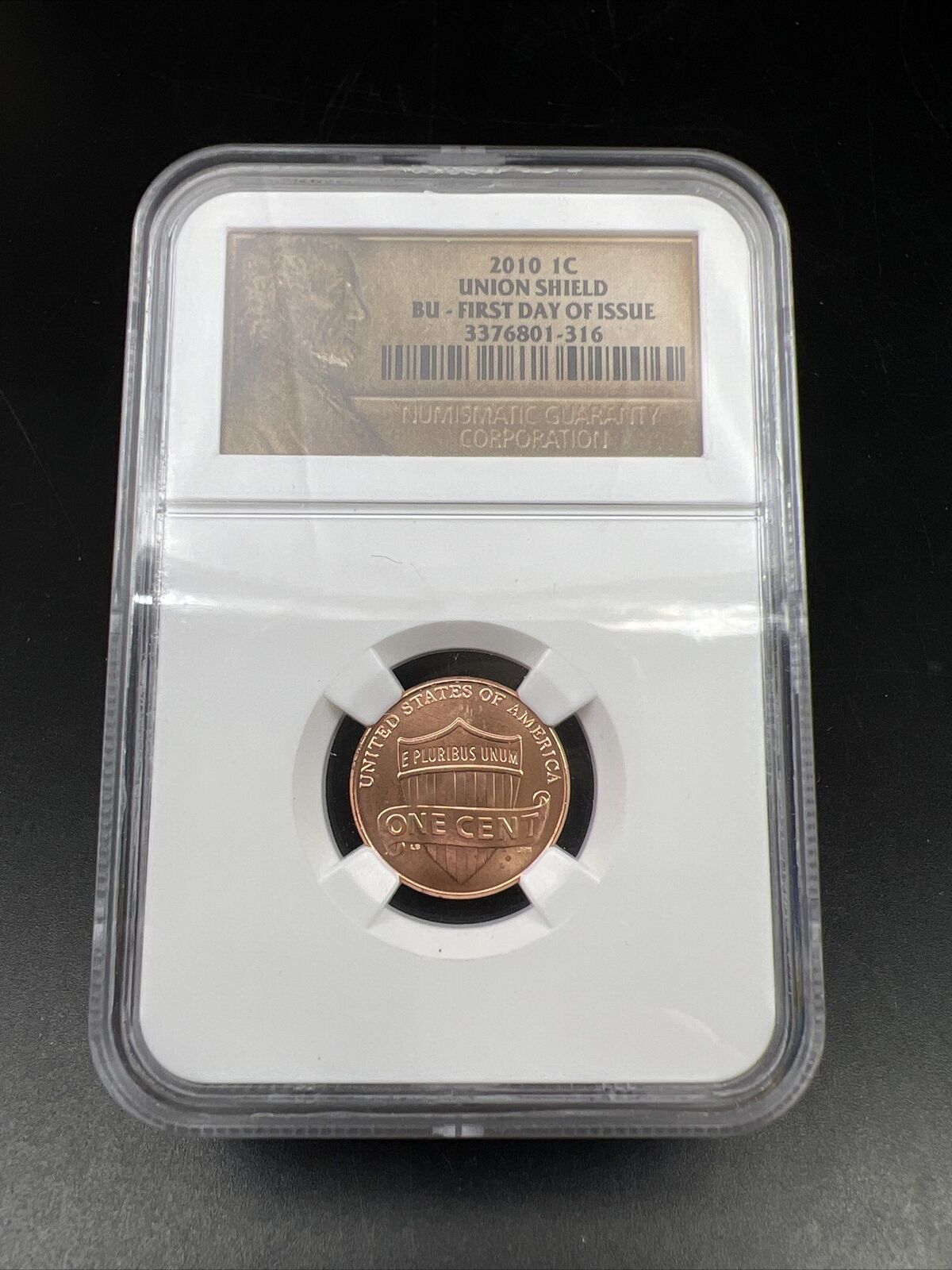 2010 Union Shield 1c Lincoln Cent NGC Certified BU First Day Issue Sample Slab