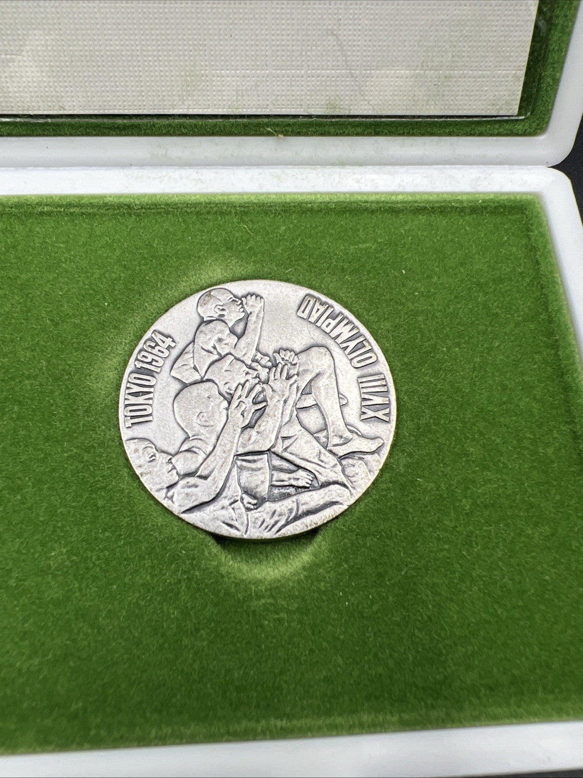 1964 Tokoyo Japan Olympics Silver Medal Coin in Box w/ COA Uncirculated
