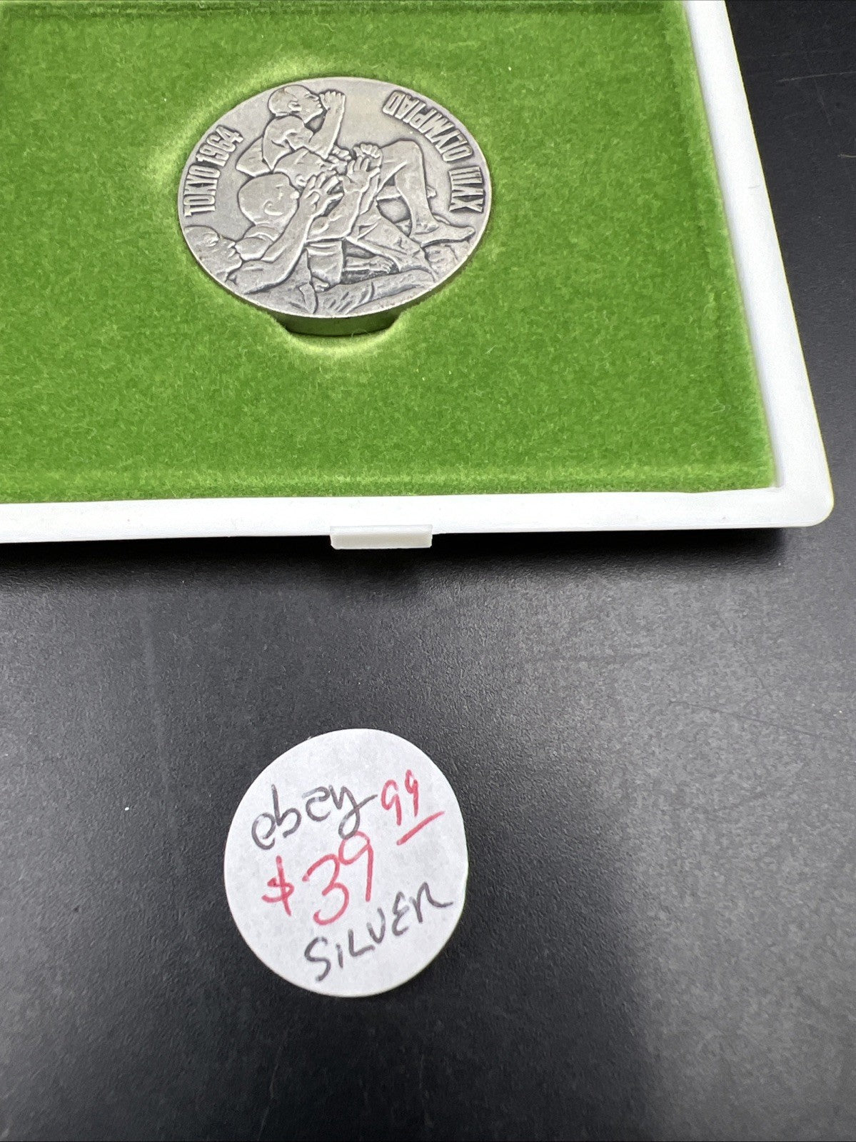 1964 Tokoyo Japan Olympics Silver Medal Coin in Box w/ COA Uncirculated