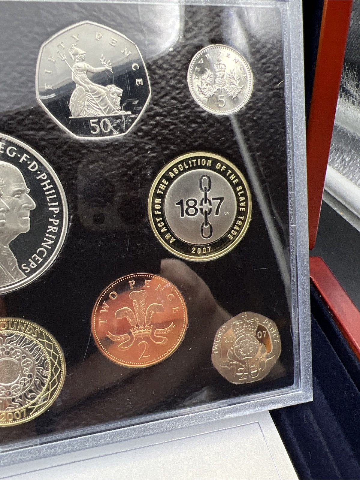 2007 British Royal Mint Executive Proof Set United Kingdom - Used Box & COA