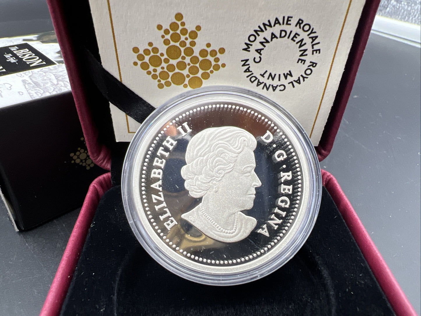 2014 Canada $20 1 oz Silver Proof Bison Fight Coin w/ Box COA SKU#A
