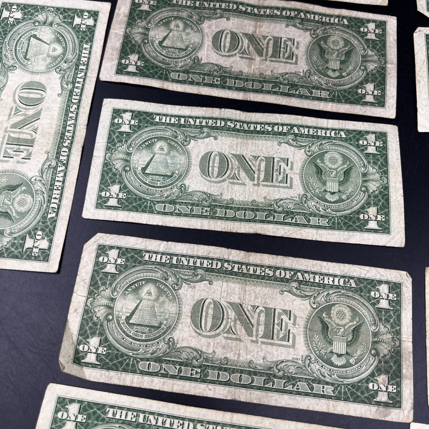 Lot of 19 $1 One Dollar 1935 Blue Seal Silver Certificate Notes VG Circ #857