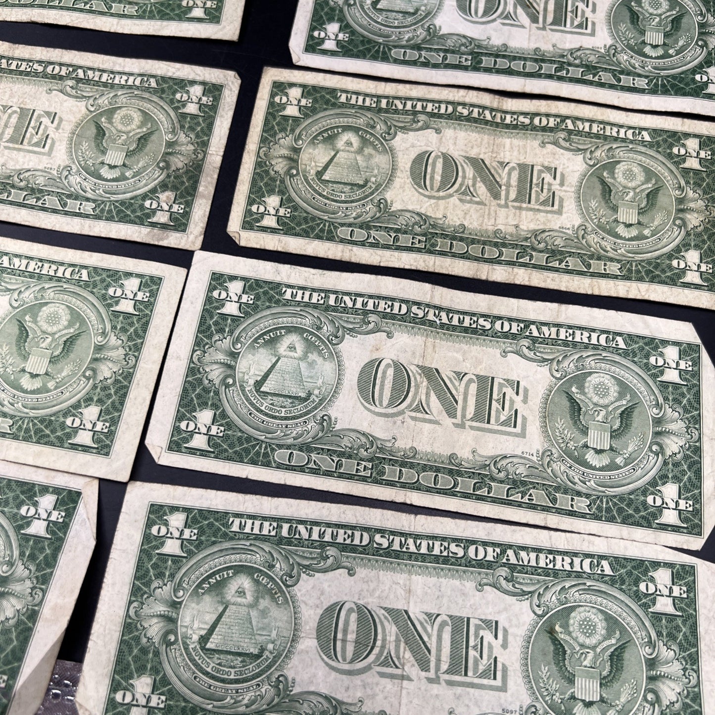 Lot of 19 $1 One Dollar 1935 Blue Seal Silver Certificate Notes VG Circ #857