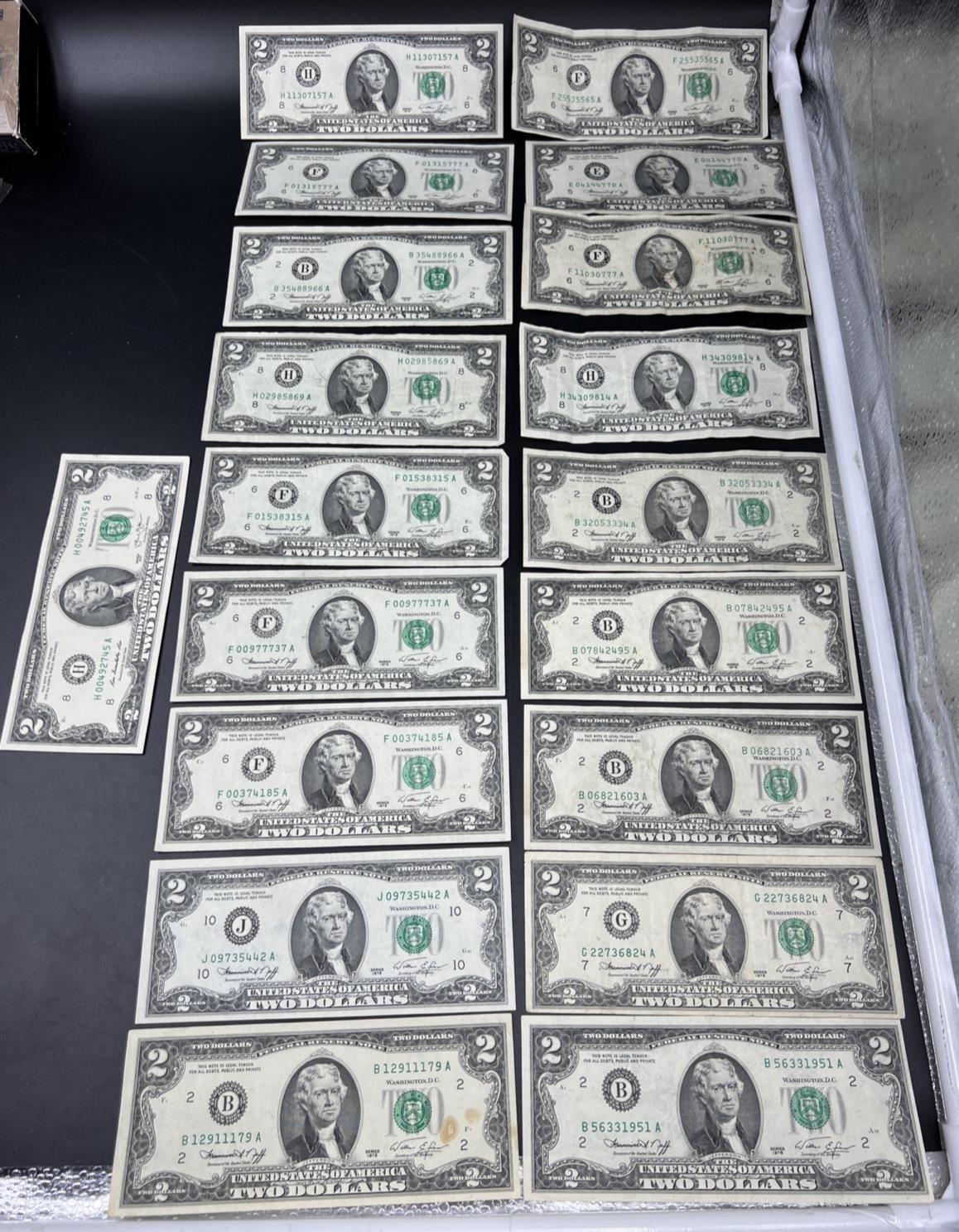 Lot of 19 1976 $2 FRN Federal Reserve Dollars Bicentennial Note Circulated #179