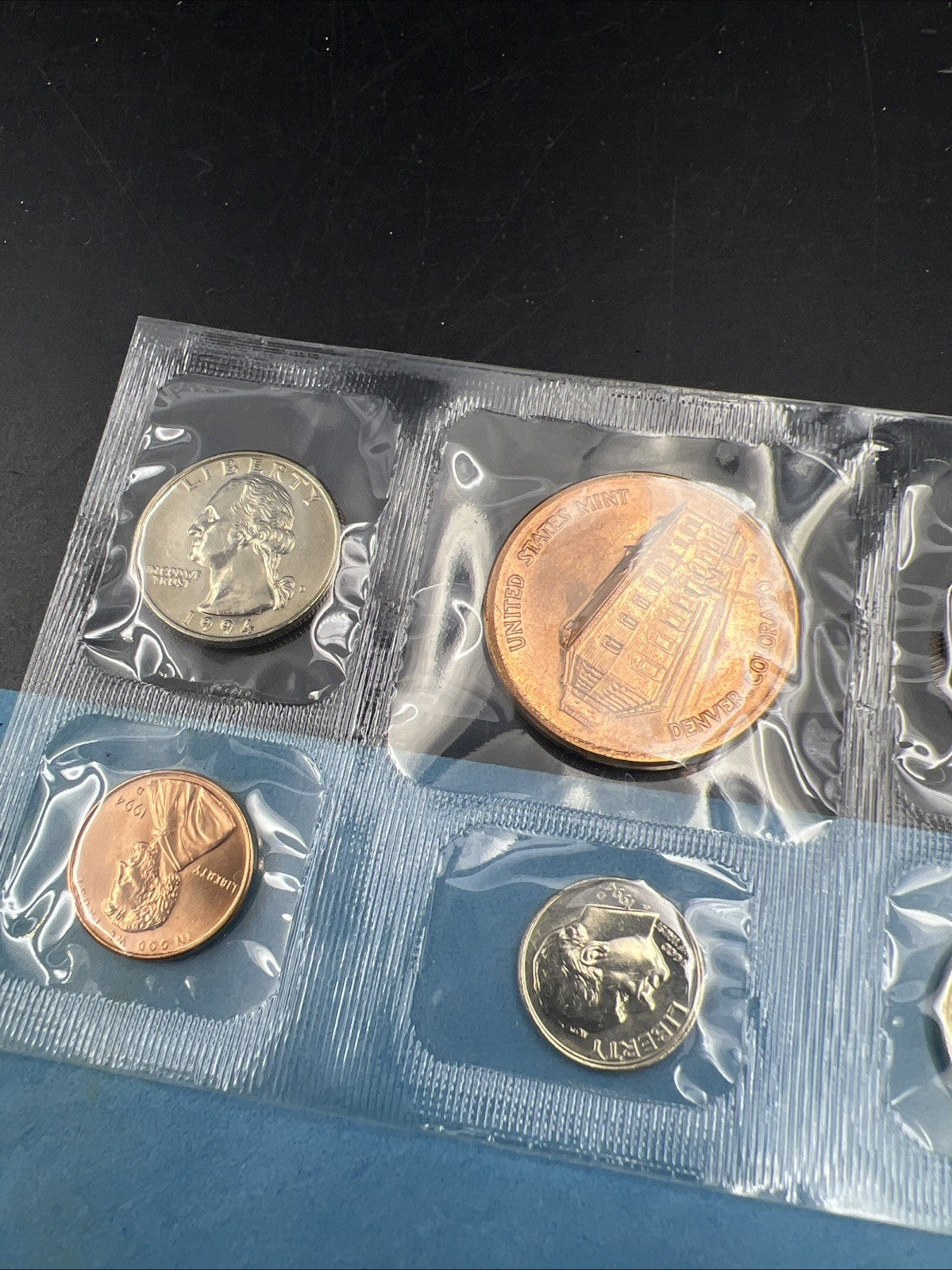 1994 D Denver Mint Souvenir Set Uncirculated Coins and Medal With Envelope