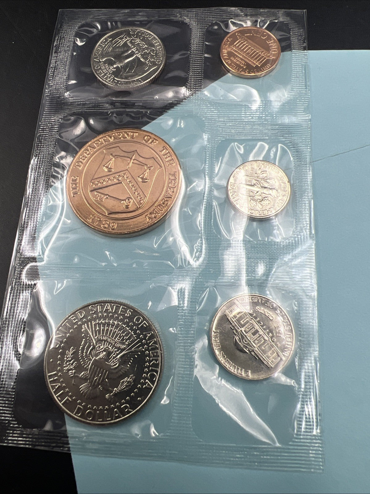 1997 D Denver Mint Souvenir Set Uncirculated Coins and Medal With Envelope