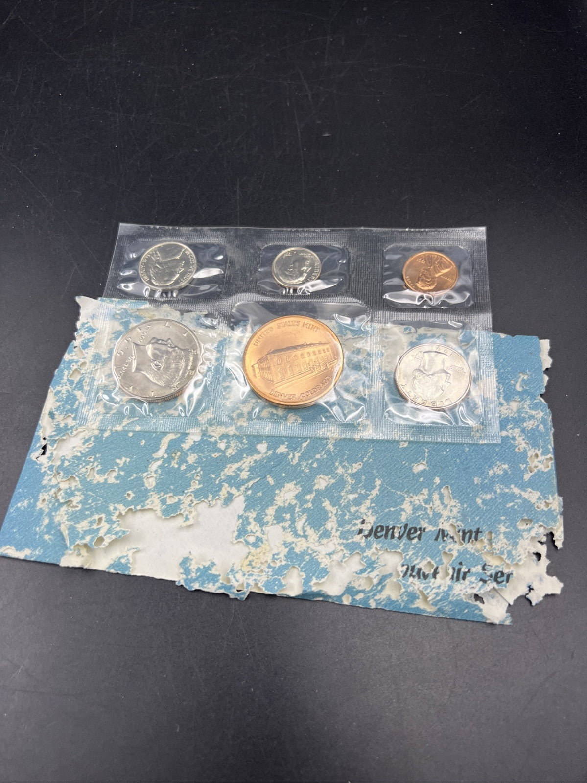 1991 D Denver Mint Souvenir Set Uncirculated Coins and Medal Tattered Envelope