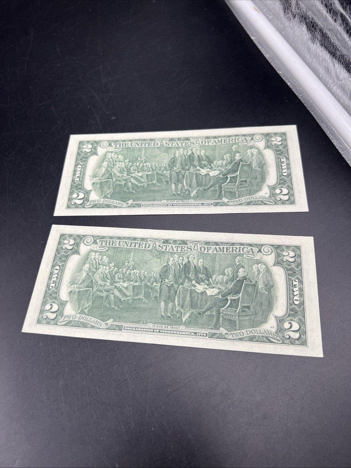 2 Consecutive 1976 $2 FRN Bicentennial Federal Reserve Notes CH VF / XF Circ #91